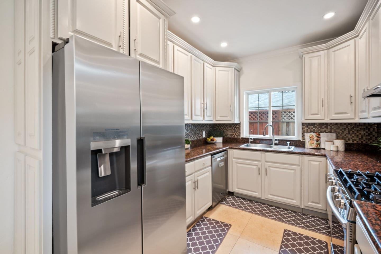 Detail Gallery Image 33 of 38 For 381 Huntington Ave, San Bruno,  CA 94066 - 5 Beds | 4 Baths