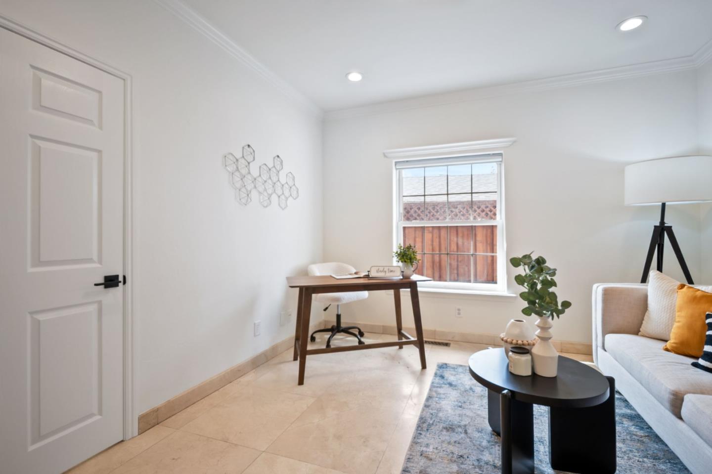 Detail Gallery Image 7 of 38 For 381 Huntington Ave, San Bruno,  CA 94066 - 5 Beds | 4 Baths