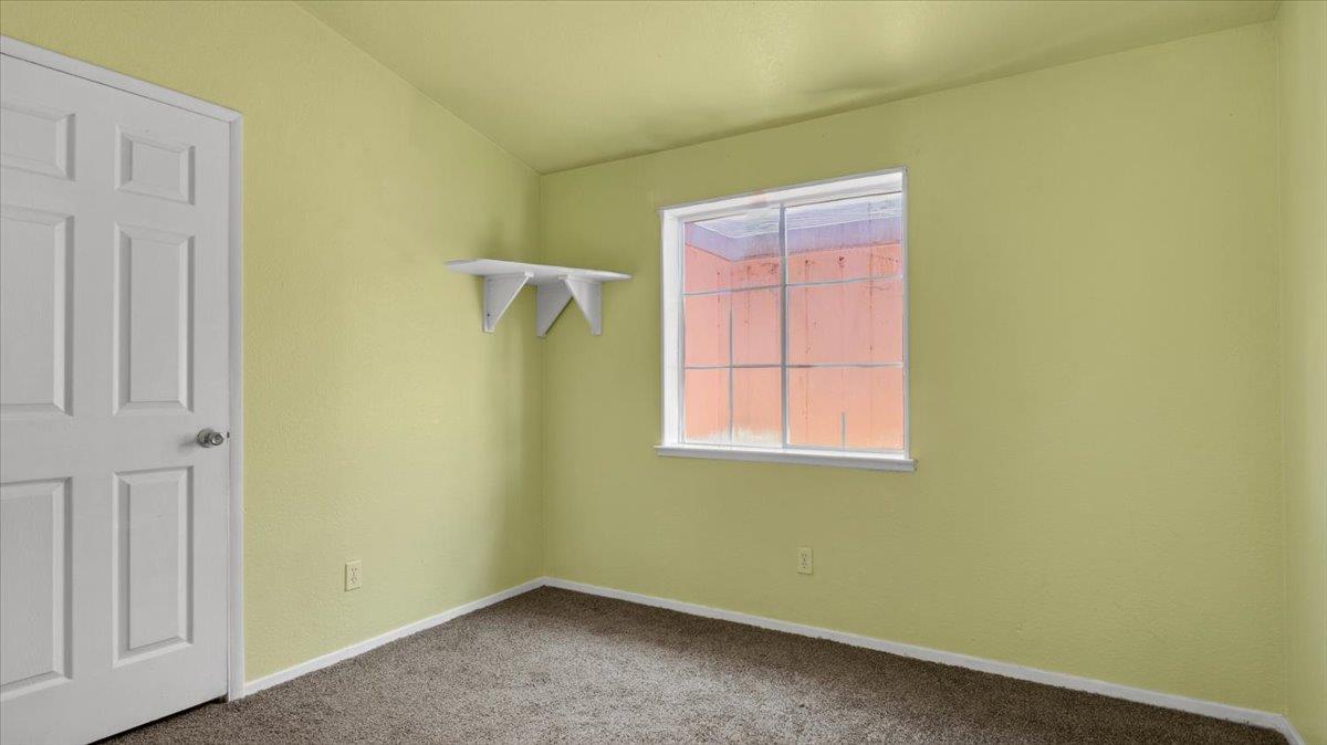 Detail Gallery Image 15 of 28 For 704 Garner Ave #3,  Salinas,  CA 93905 - 3 Beds | 2 Baths