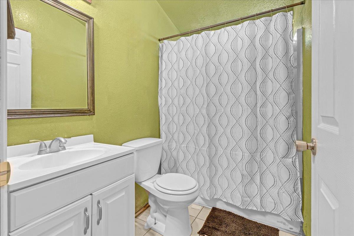 Detail Gallery Image 16 of 28 For 704 Garner Ave #3,  Salinas,  CA 93905 - 3 Beds | 2 Baths