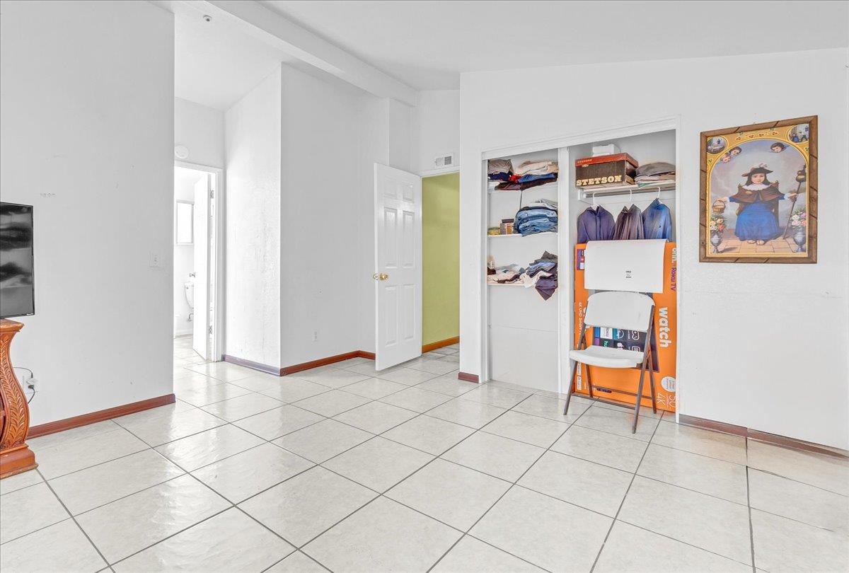 Detail Gallery Image 20 of 28 For 704 Garner Ave #3,  Salinas,  CA 93905 - 3 Beds | 2 Baths