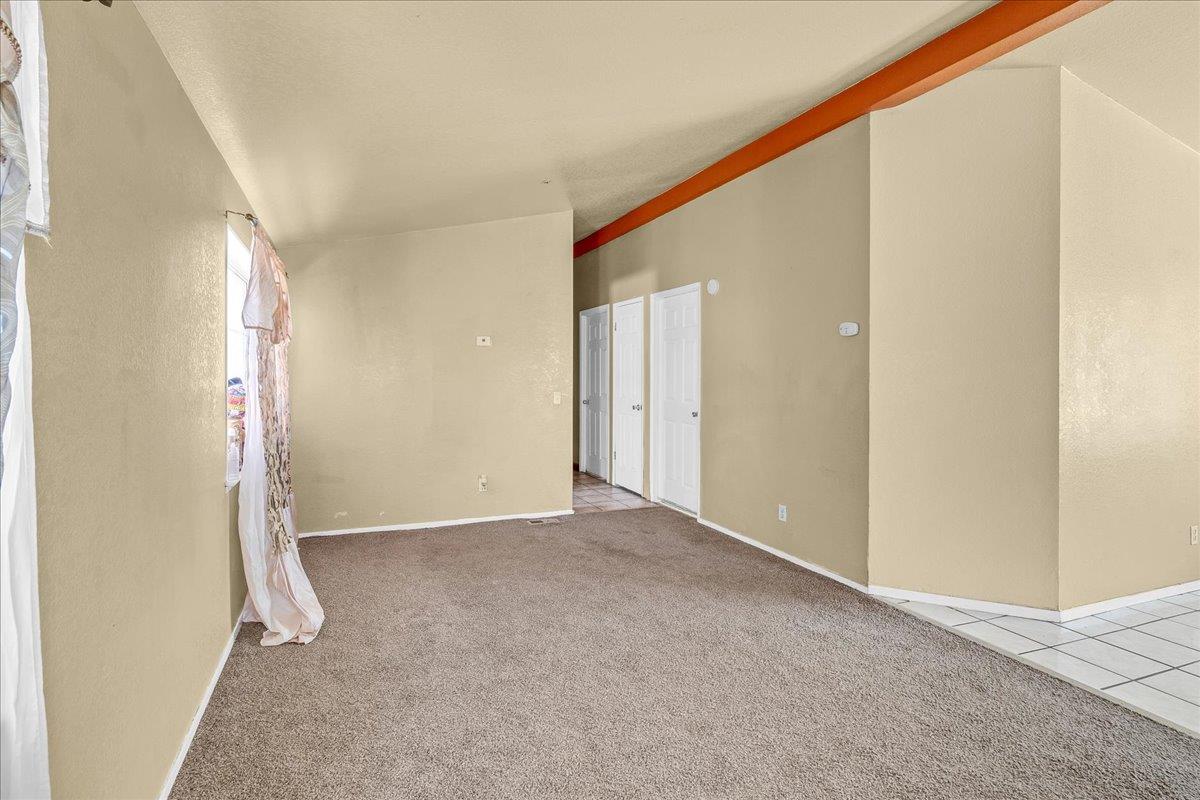 Detail Gallery Image 5 of 28 For 704 Garner Ave #3,  Salinas,  CA 93905 - 3 Beds | 2 Baths