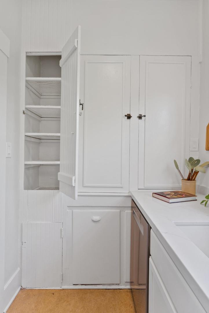 Detail Gallery Image 21 of 73 For 331 Van Ness Ave, Santa Cruz,  CA 95060 - 3 Beds | 1 Baths