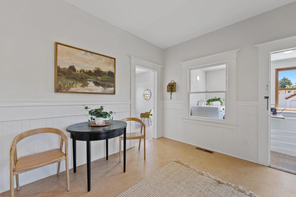 Detail Gallery Image 24 of 73 For 331 Van Ness Ave, Santa Cruz,  CA 95060 - 3 Beds | 1 Baths