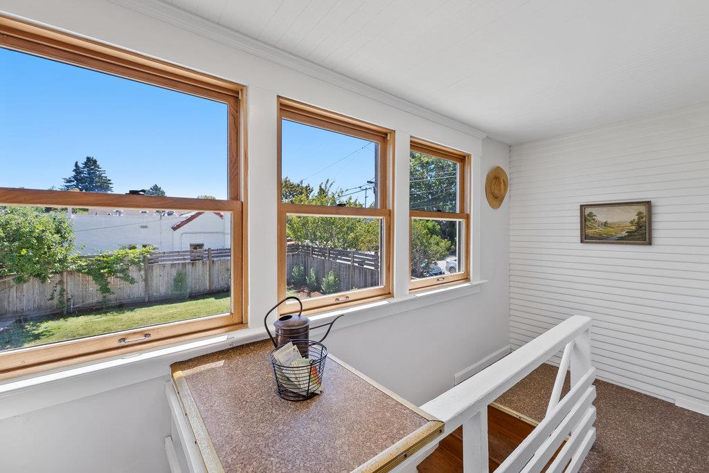 Detail Gallery Image 36 of 73 For 331 Van Ness Ave, Santa Cruz,  CA 95060 - 3 Beds | 1 Baths