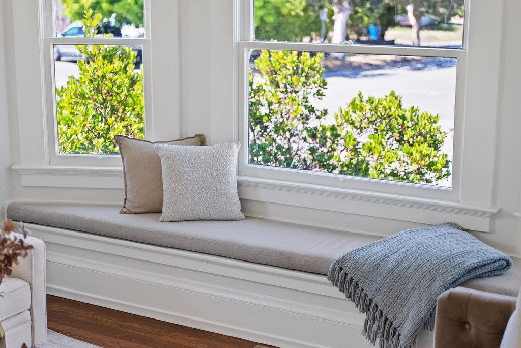 Detail Gallery Image 9 of 73 For 331 Van Ness Ave, Santa Cruz,  CA 95060 - 3 Beds | 1 Baths