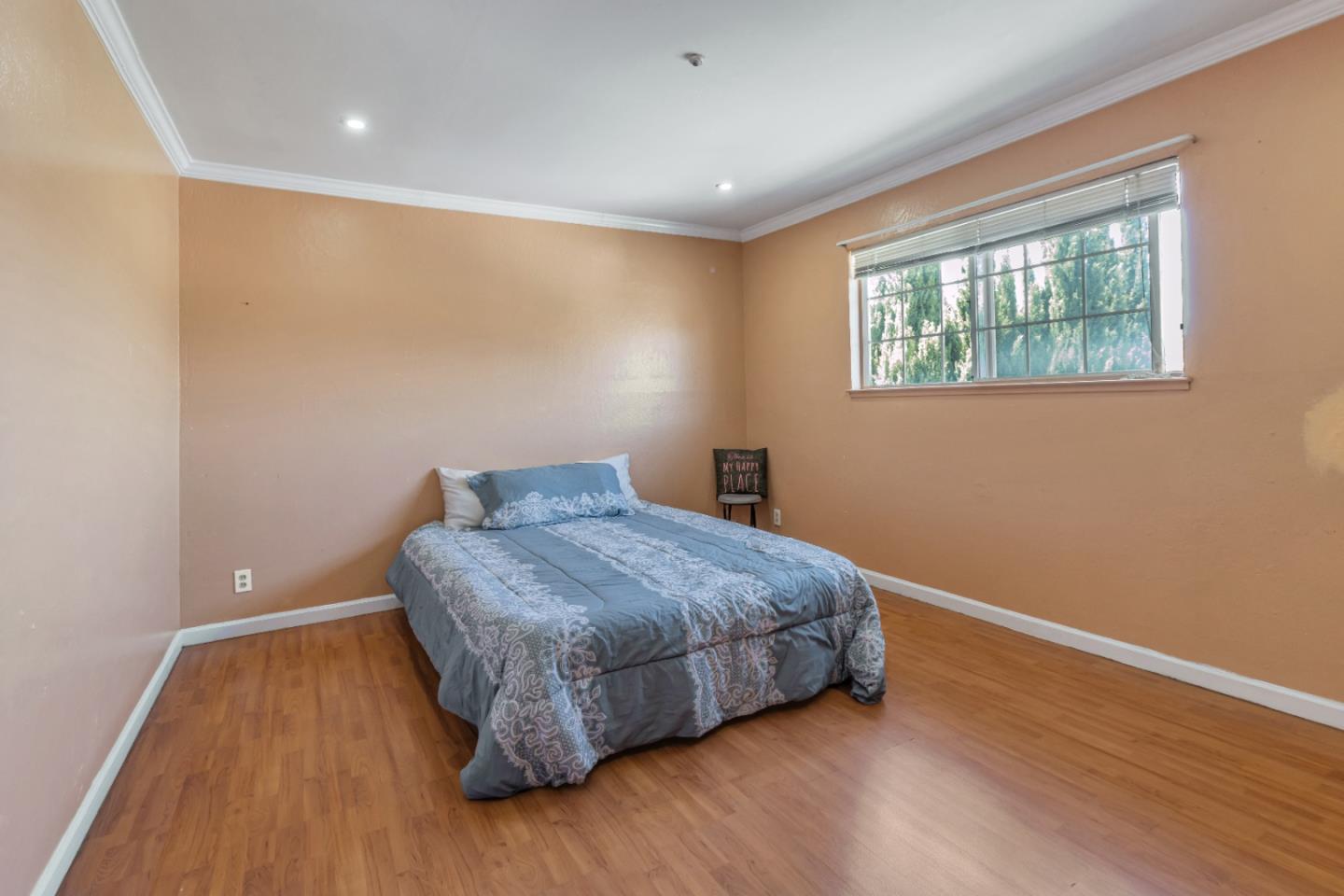 Detail Gallery Image 29 of 48 For 1394 Glacier Dr, Milpitas,  CA 95035 - 5 Beds | 2/1 Baths
