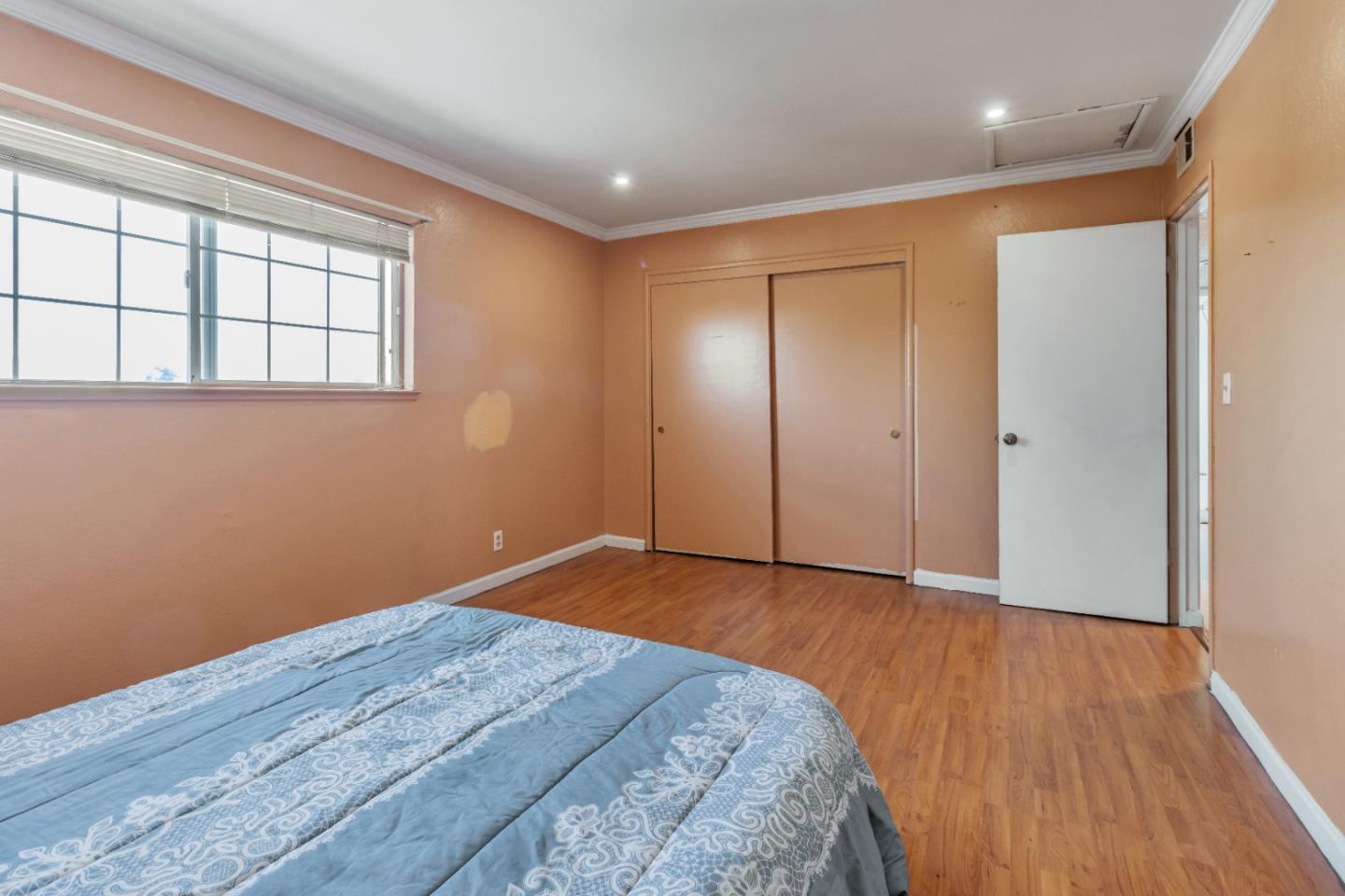 Detail Gallery Image 30 of 48 For 1394 Glacier Dr, Milpitas,  CA 95035 - 5 Beds | 2/1 Baths
