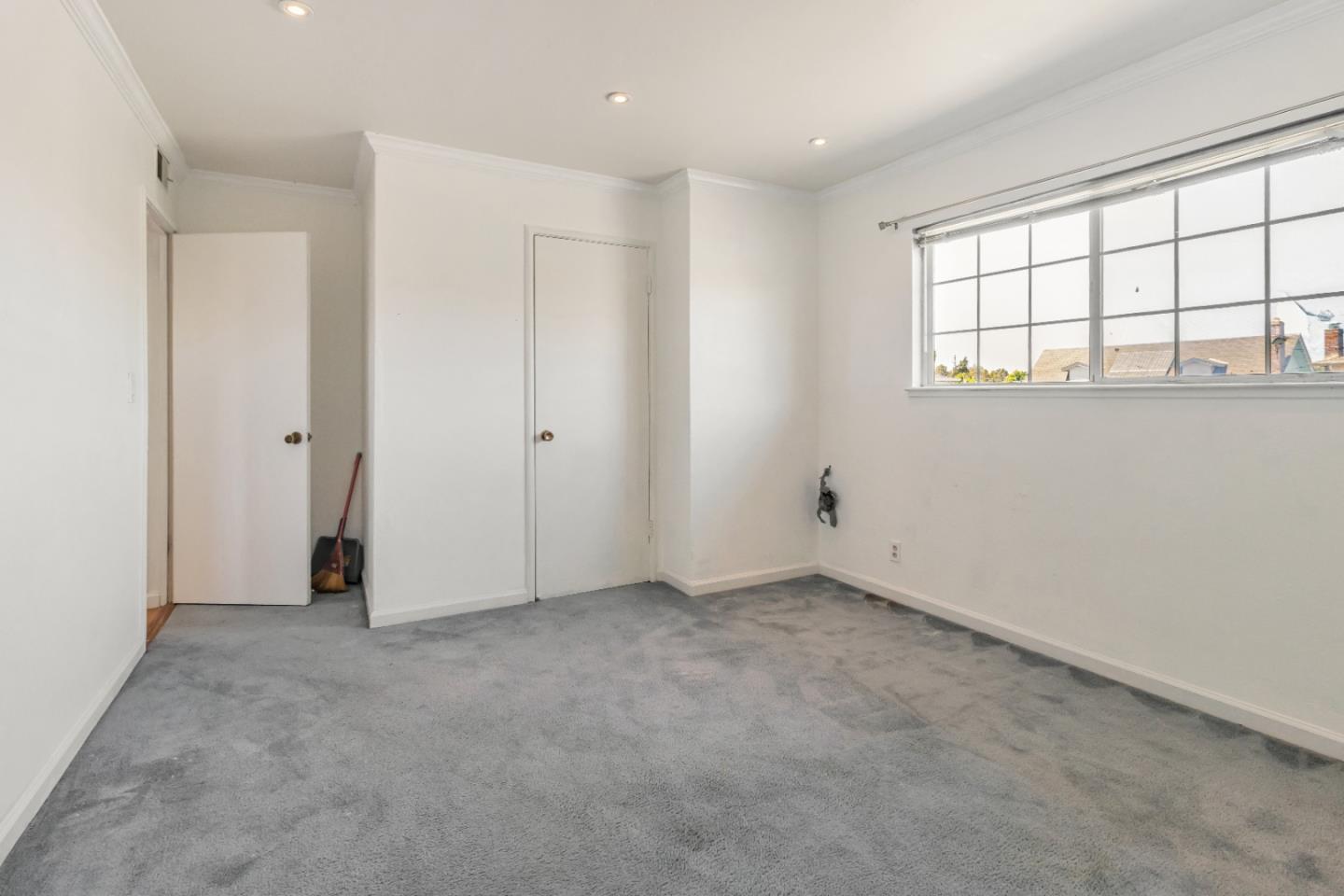 Detail Gallery Image 36 of 48 For 1394 Glacier Dr, Milpitas,  CA 95035 - 5 Beds | 2/1 Baths