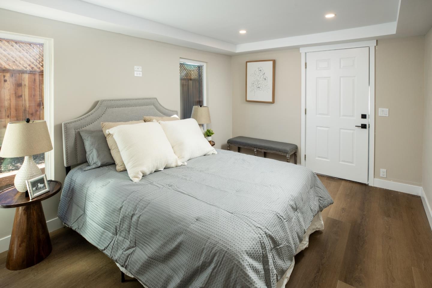 Detail Gallery Image 11 of 26 For 706 University Ave, Los Altos,  CA 94022 - 3 Beds | 3 Baths