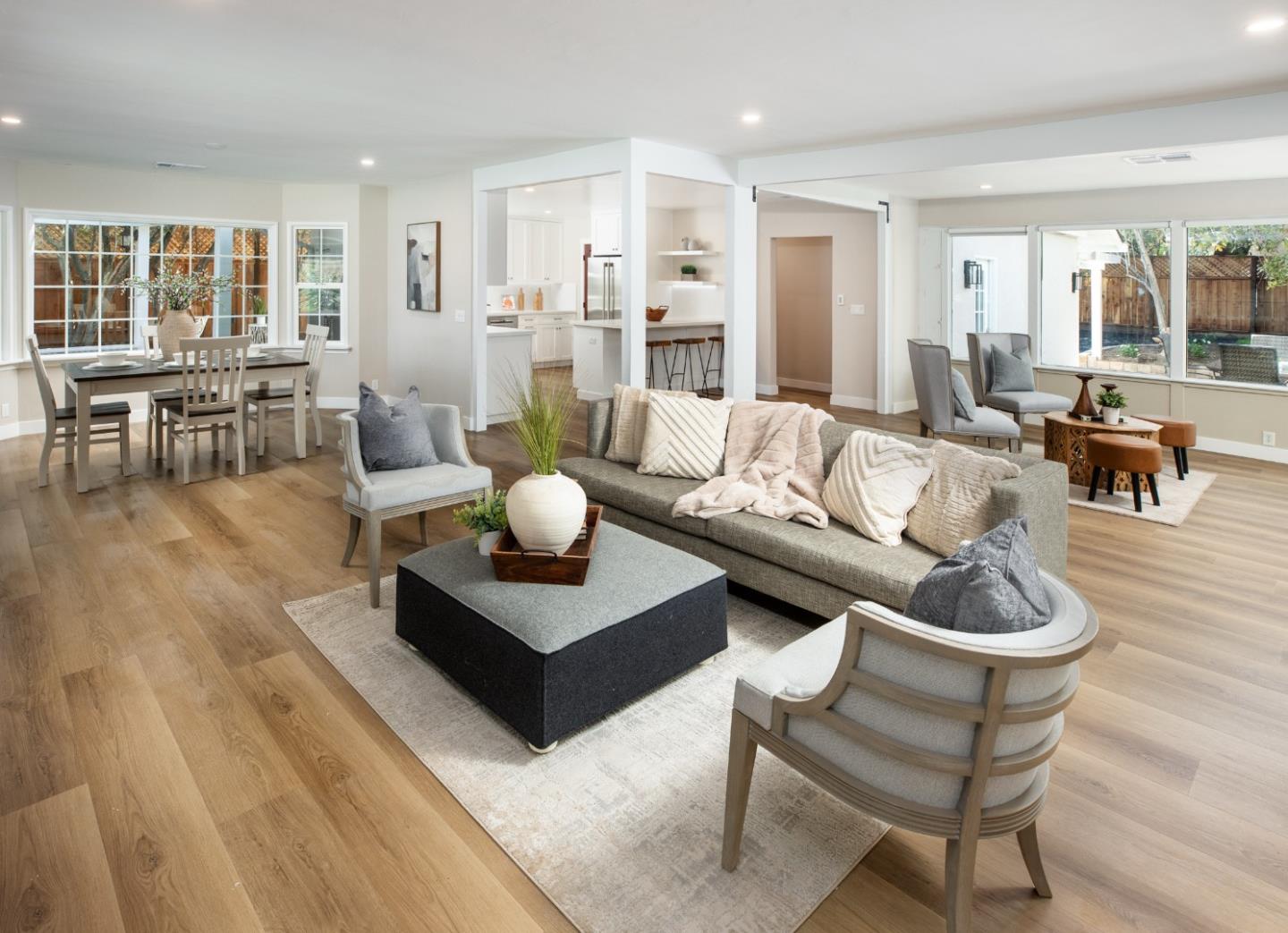 Detail Gallery Image 4 of 26 For 706 University Ave, Los Altos,  CA 94022 - 3 Beds | 3 Baths