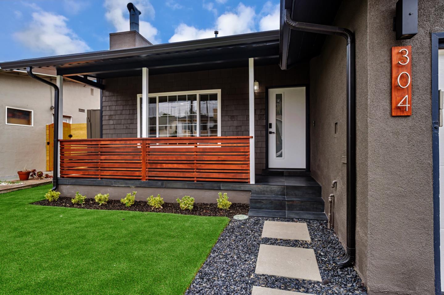 Detail Gallery Image 6 of 42 For 304 Evergreen Dr, South San Francisco,  CA 94080 - 4 Beds | 3 Baths