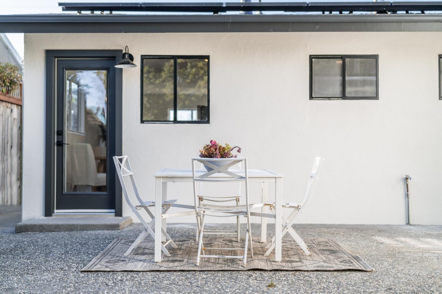Detail Gallery Image 24 of 53 For 421 Oxford Way, Santa Cruz,  CA 95060 - 4 Beds | 2 Baths