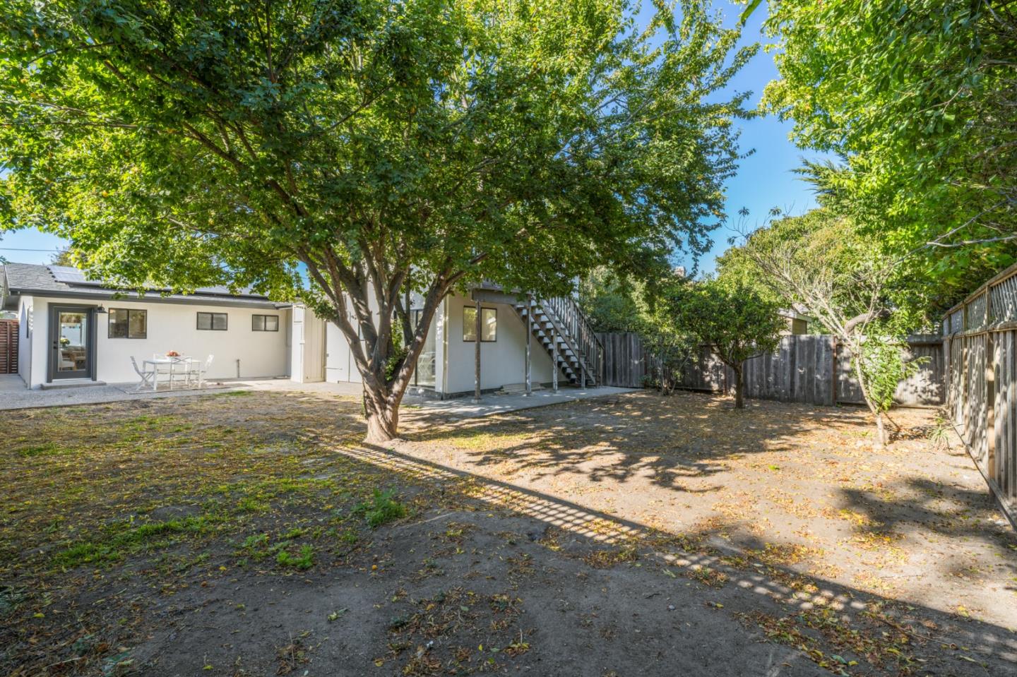 Detail Gallery Image 30 of 53 For 421 Oxford Way, Santa Cruz,  CA 95060 - 4 Beds | 2 Baths