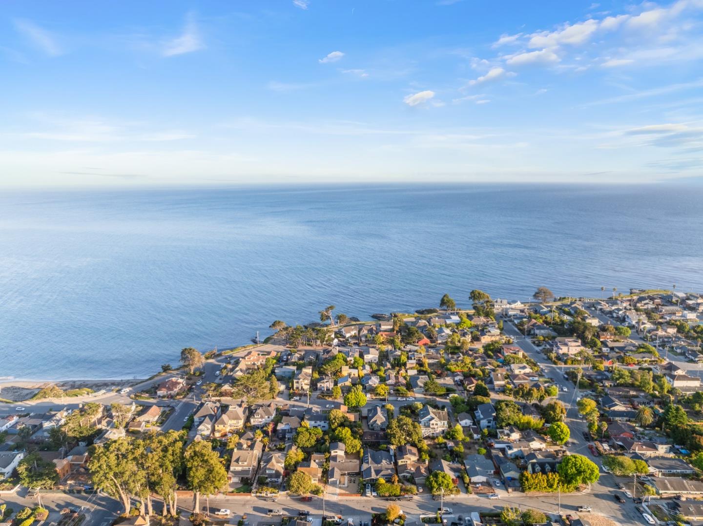 Detail Gallery Image 44 of 53 For 421 Oxford Way, Santa Cruz,  CA 95060 - 4 Beds | 2 Baths