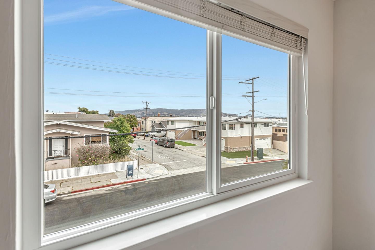 Detail Gallery Image 27 of 38 For 193 Linden Ave #1,  San Bruno,  CA 94066 - 2 Beds | 1/1 Baths