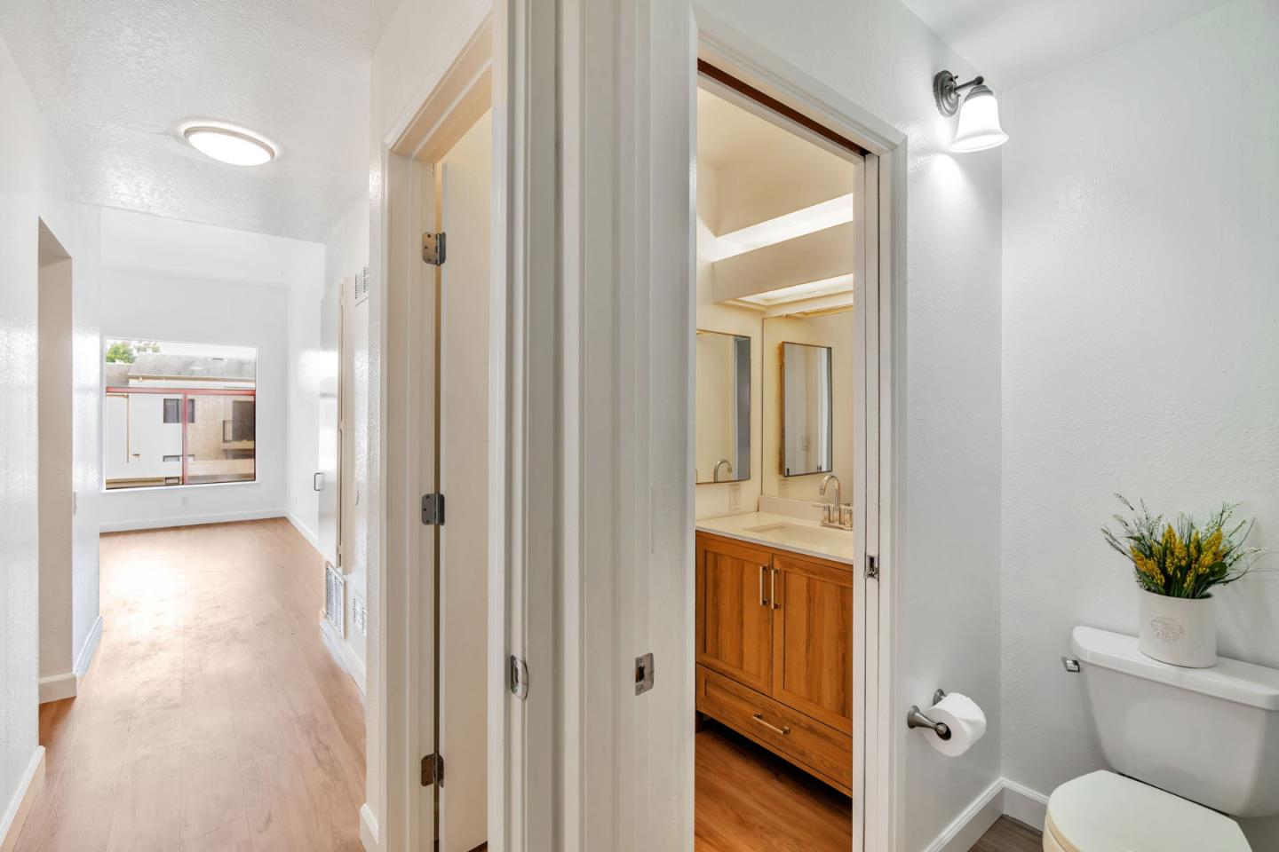 Detail Gallery Image 18 of 42 For 2416 N Main St #F,  Salinas,  CA 93906 - 2 Beds | 1/1 Baths