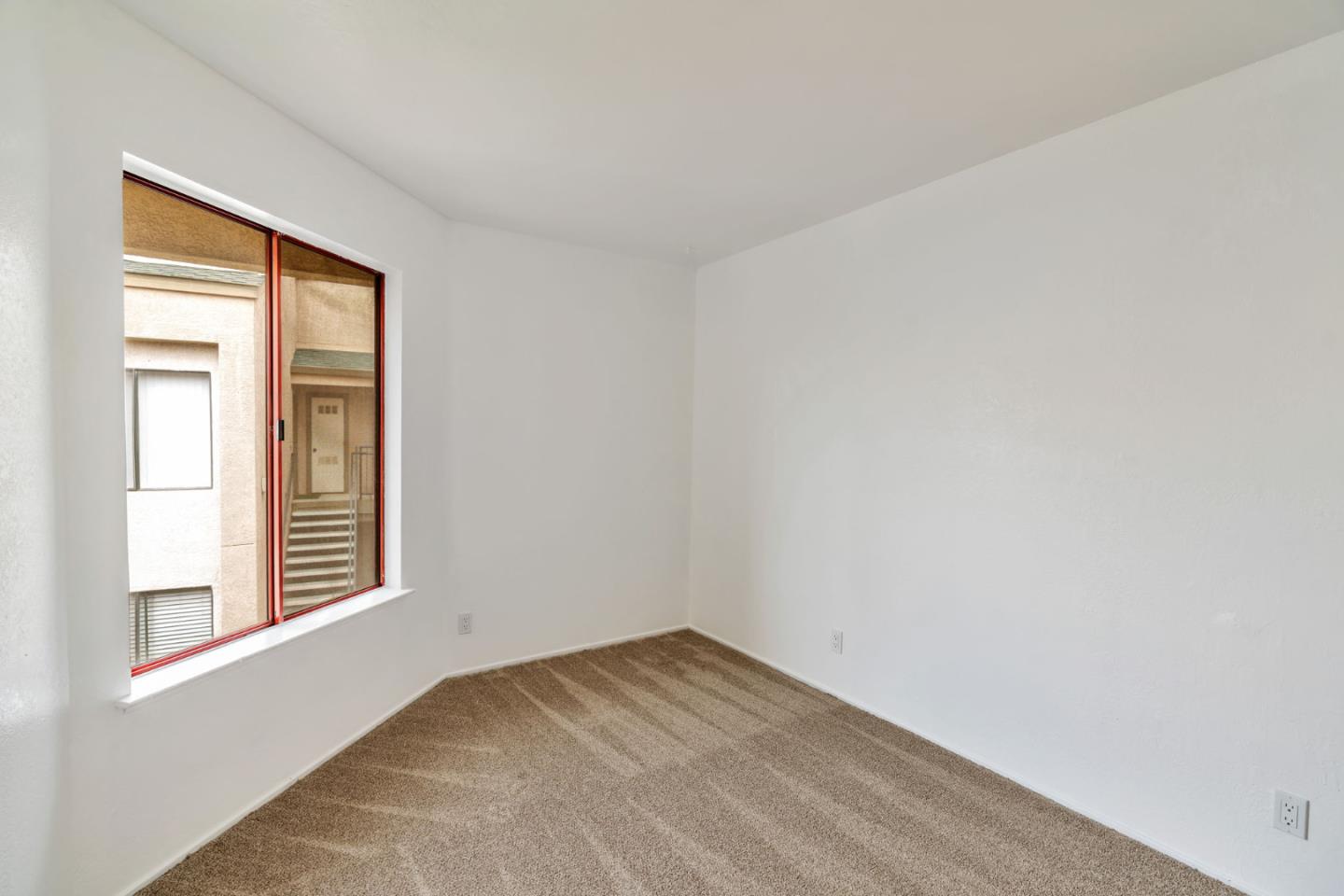 Detail Gallery Image 21 of 42 For 2416 N Main St #F,  Salinas,  CA 93906 - 2 Beds | 1/1 Baths