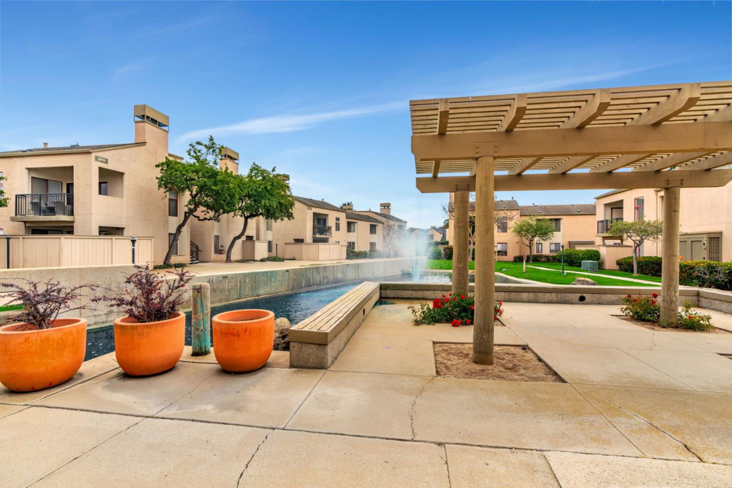 Detail Gallery Image 37 of 42 For 2416 N Main St #F,  Salinas,  CA 93906 - 2 Beds | 1/1 Baths