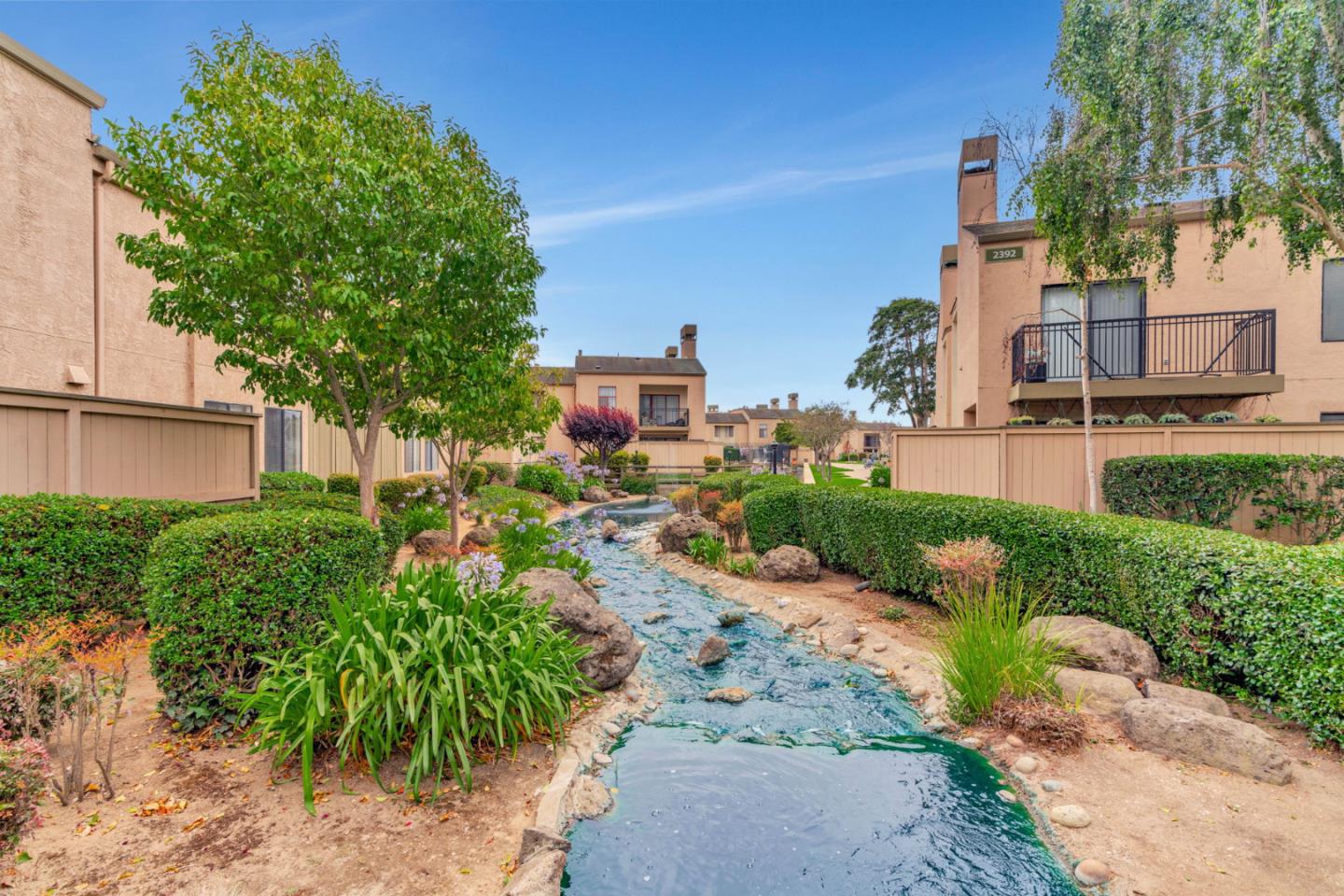 Detail Gallery Image 39 of 42 For 2416 N Main St #F,  Salinas,  CA 93906 - 2 Beds | 1/1 Baths