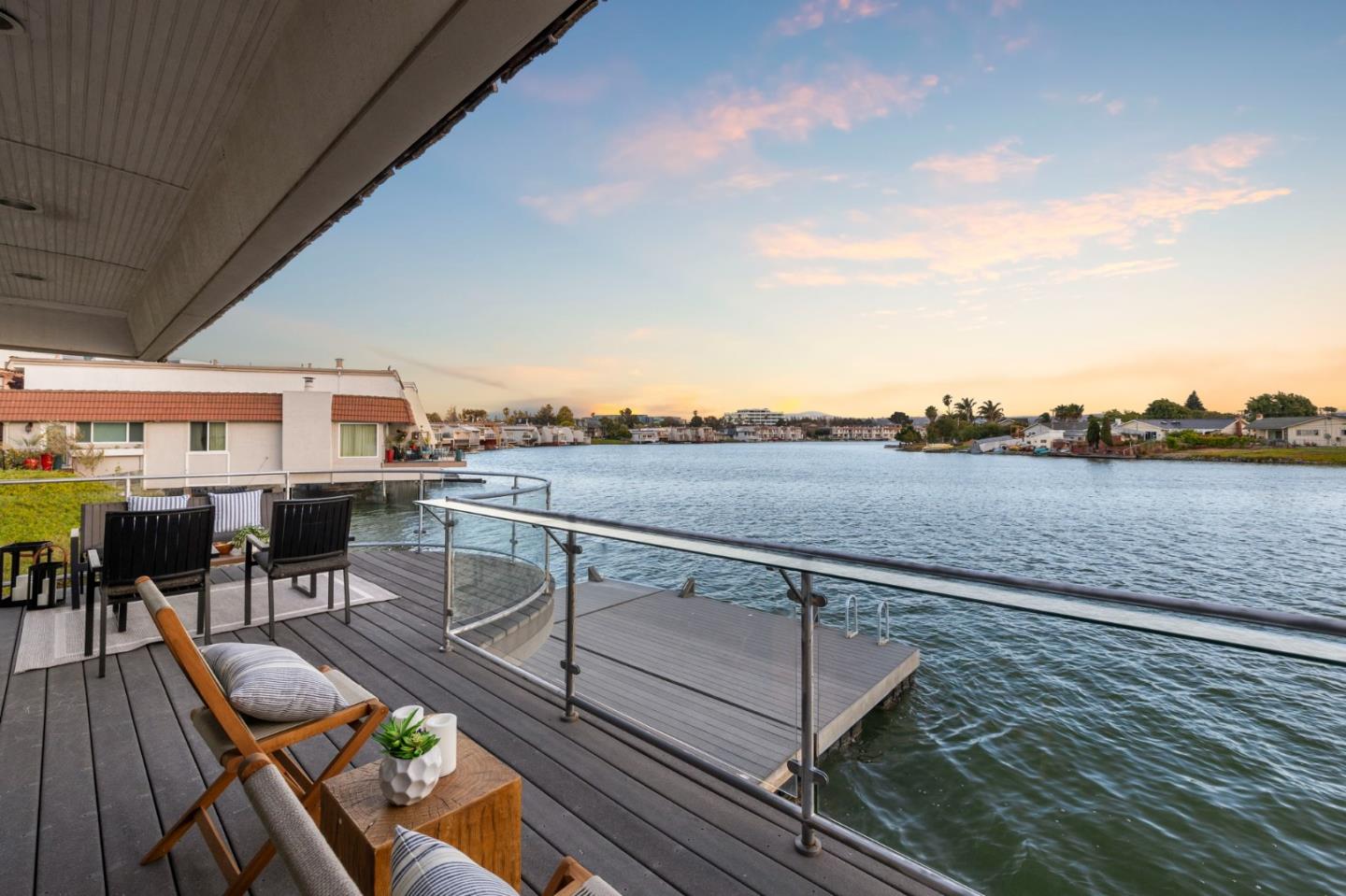 Detail Gallery Image 25 of 79 For 464 Fathom Dr, San Mateo,  CA 94404 - 3 Beds | 2 Baths