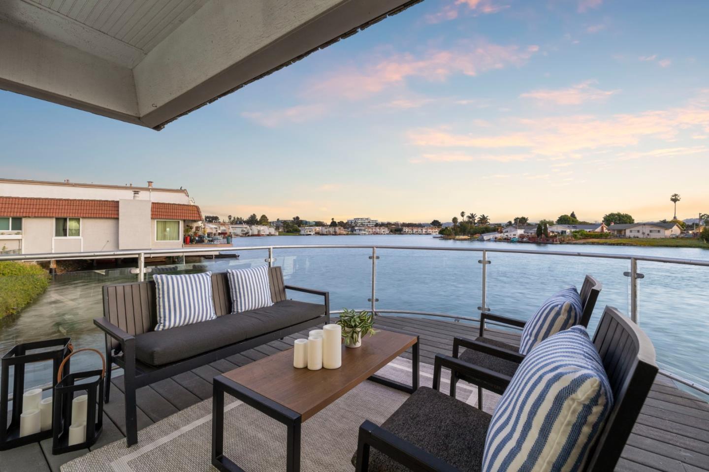 Detail Gallery Image 26 of 79 For 464 Fathom Dr, San Mateo,  CA 94404 - 3 Beds | 2 Baths