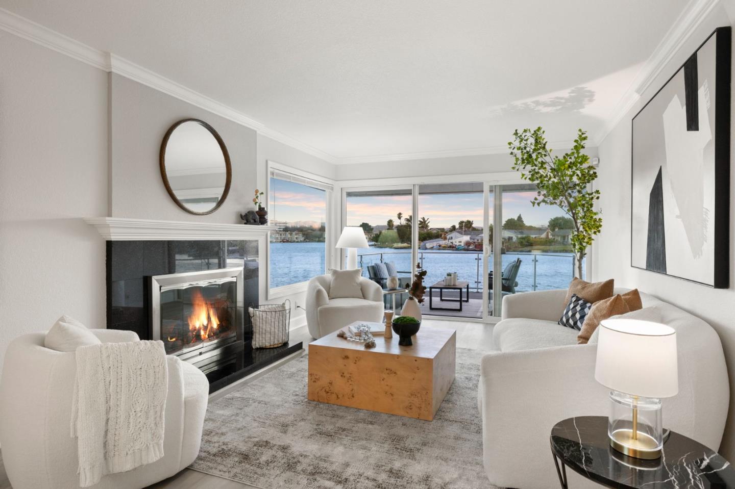 Detail Gallery Image 3 of 79 For 464 Fathom Dr, San Mateo,  CA 94404 - 3 Beds | 2 Baths