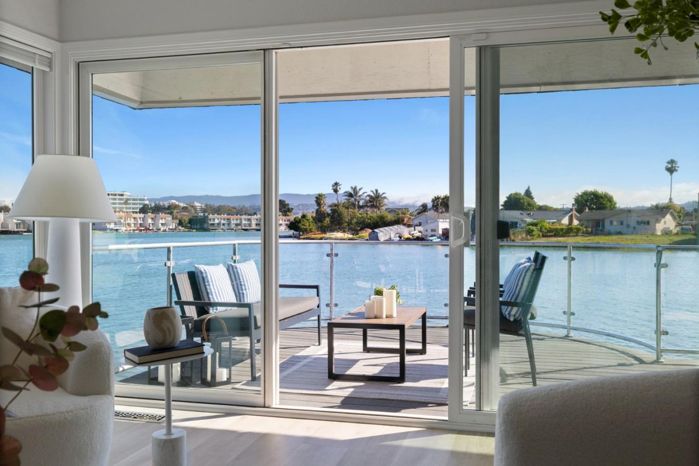 Detail Gallery Image 40 of 79 For 464 Fathom Dr, San Mateo,  CA 94404 - 3 Beds | 2 Baths