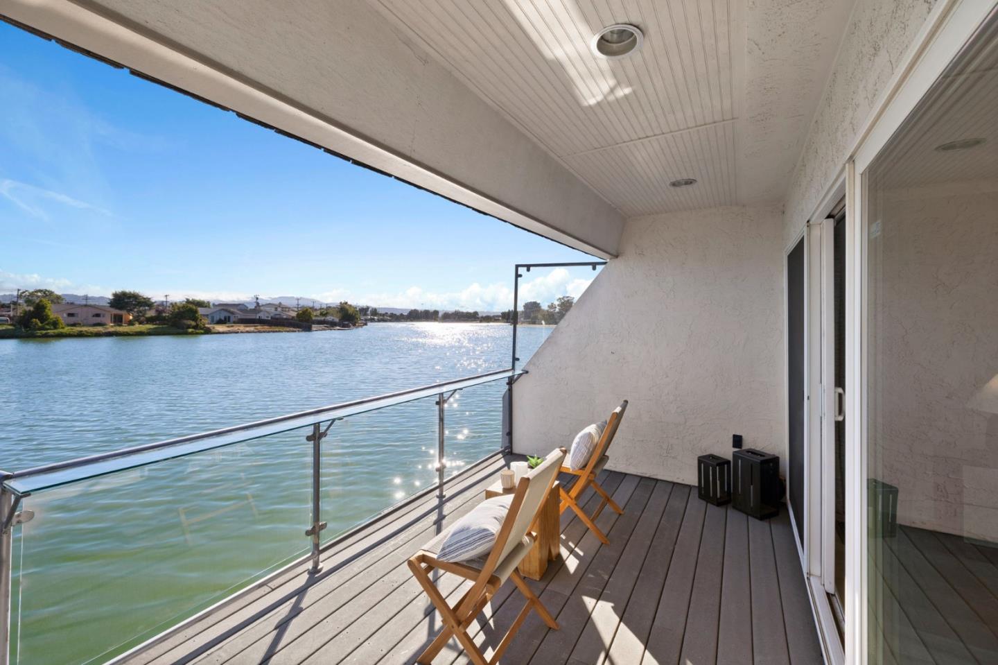 Detail Gallery Image 51 of 79 For 464 Fathom Dr, San Mateo,  CA 94404 - 3 Beds | 2 Baths