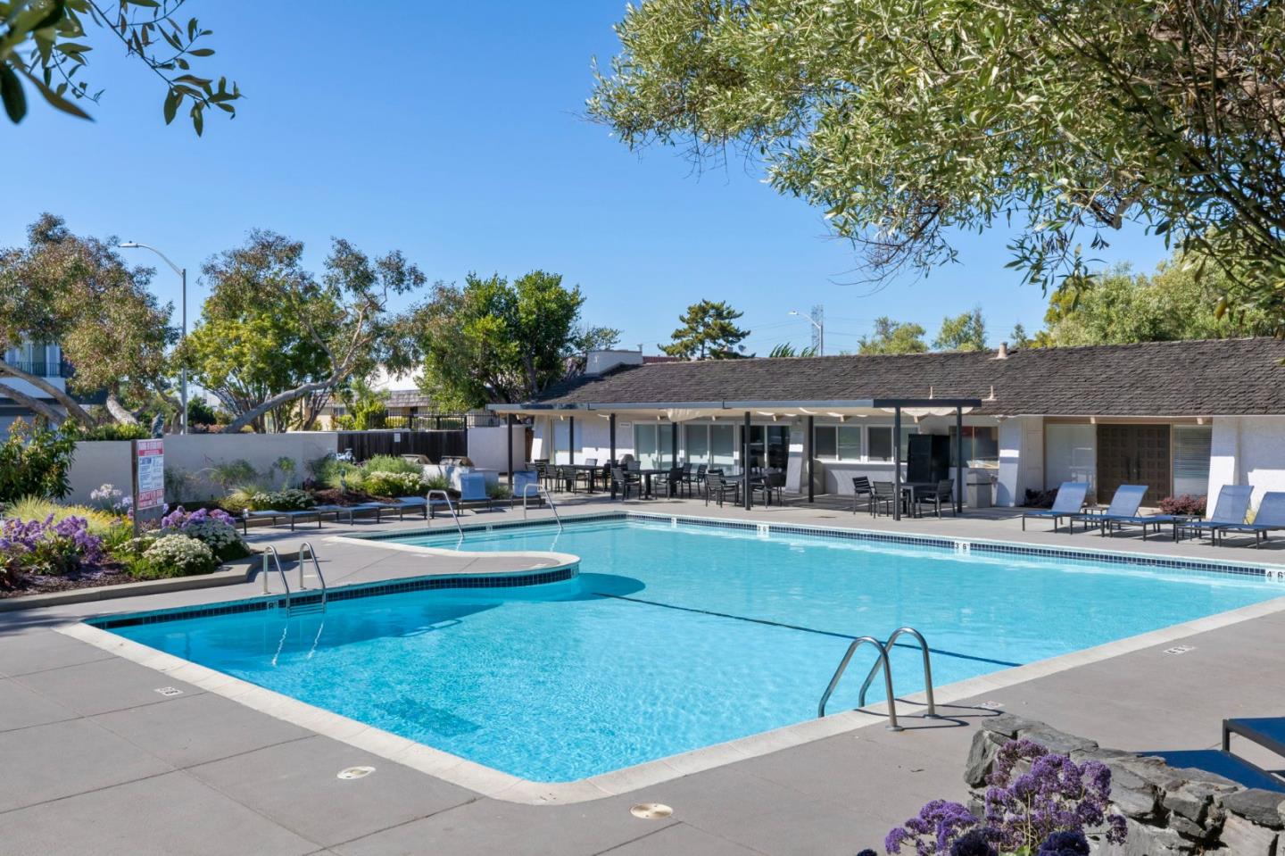 Detail Gallery Image 64 of 79 For 464 Fathom Dr, San Mateo,  CA 94404 - 3 Beds | 2 Baths