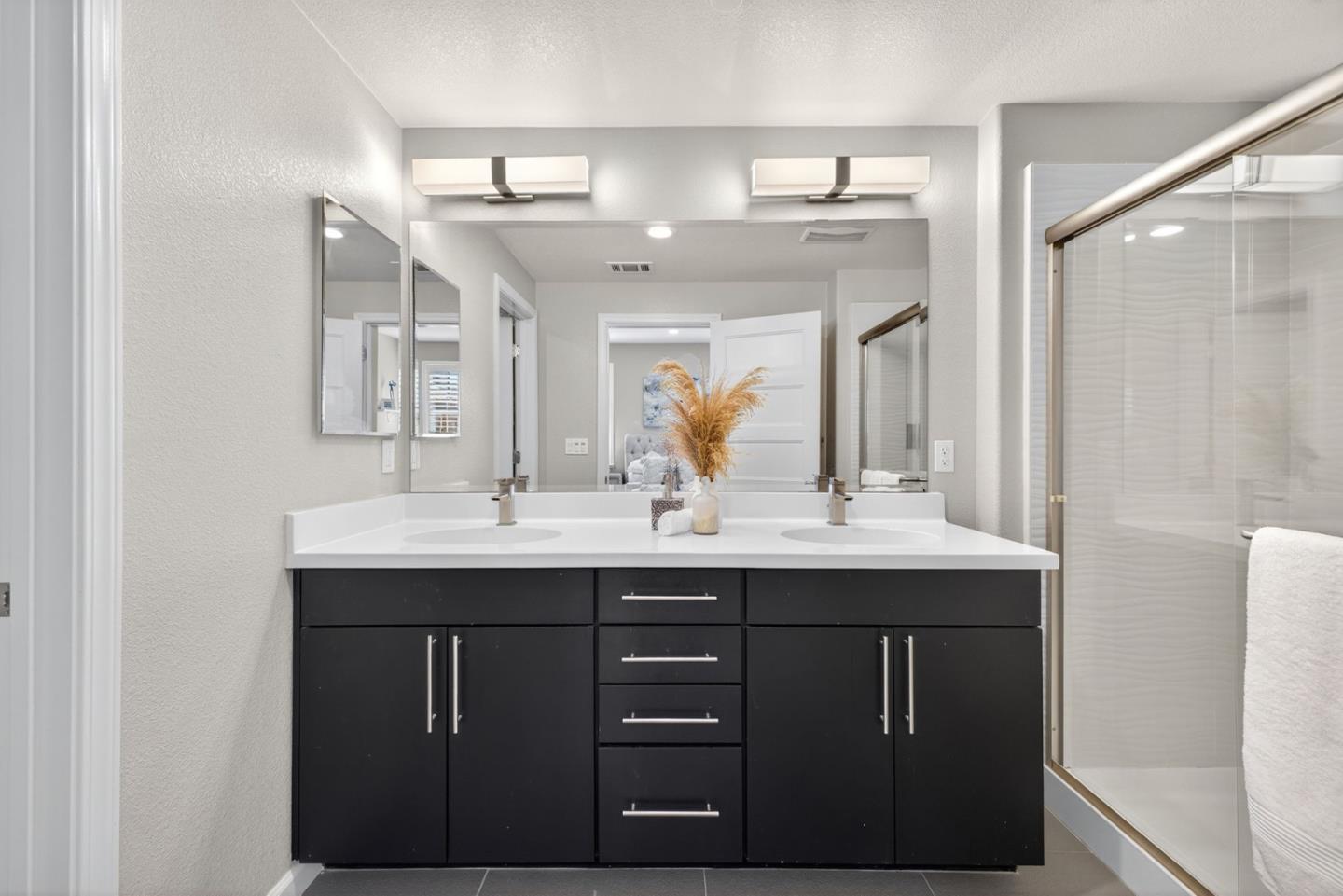Detail Gallery Image 19 of 36 For 3092 Manuel St #1,  San Jose,  CA 95136 - 3 Beds | 3 Baths
