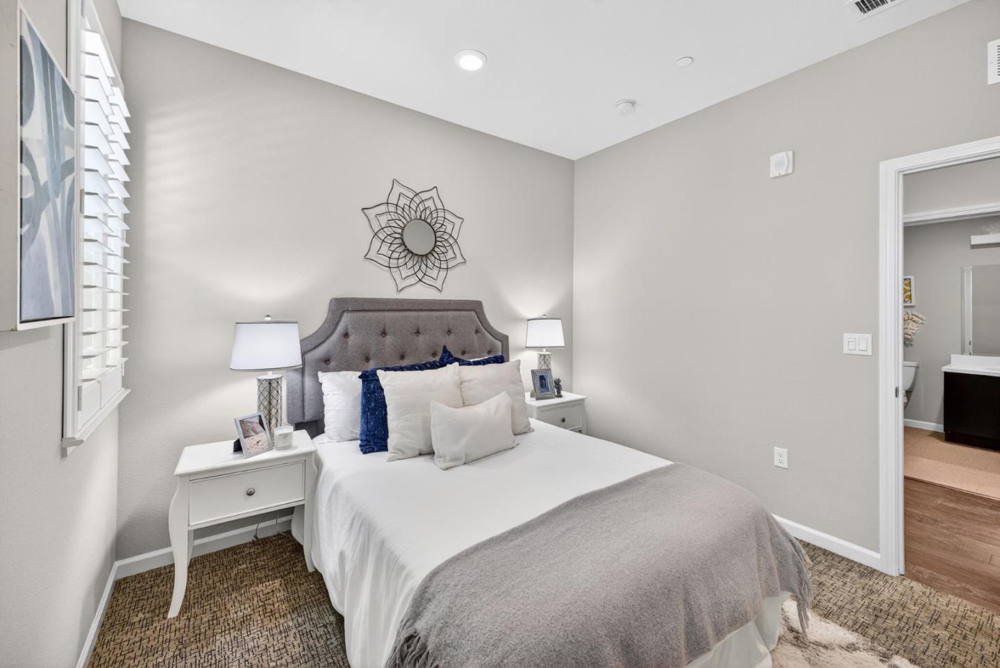 Detail Gallery Image 22 of 36 For 3092 Manuel St #1,  San Jose,  CA 95136 - 3 Beds | 3 Baths