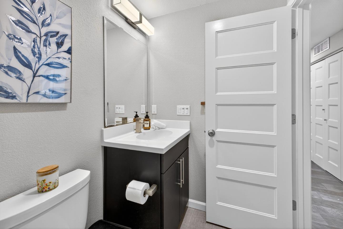 Detail Gallery Image 29 of 36 For 3092 Manuel St #1,  San Jose,  CA 95136 - 3 Beds | 3 Baths