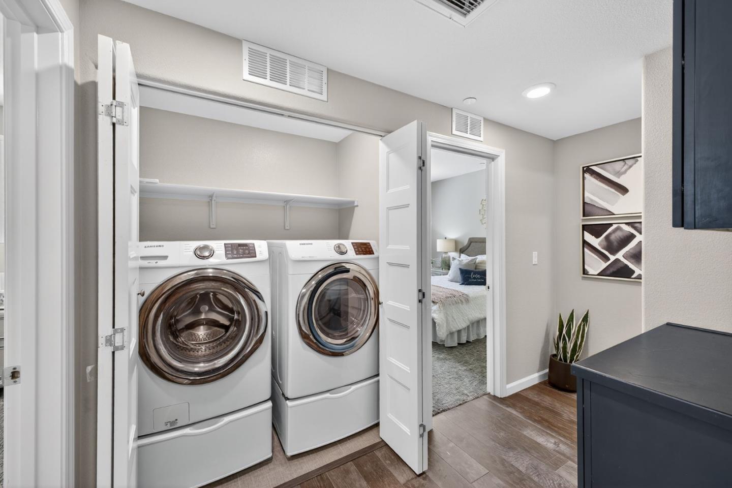 Detail Gallery Image 30 of 36 For 3092 Manuel St #1,  San Jose,  CA 95136 - 3 Beds | 3 Baths