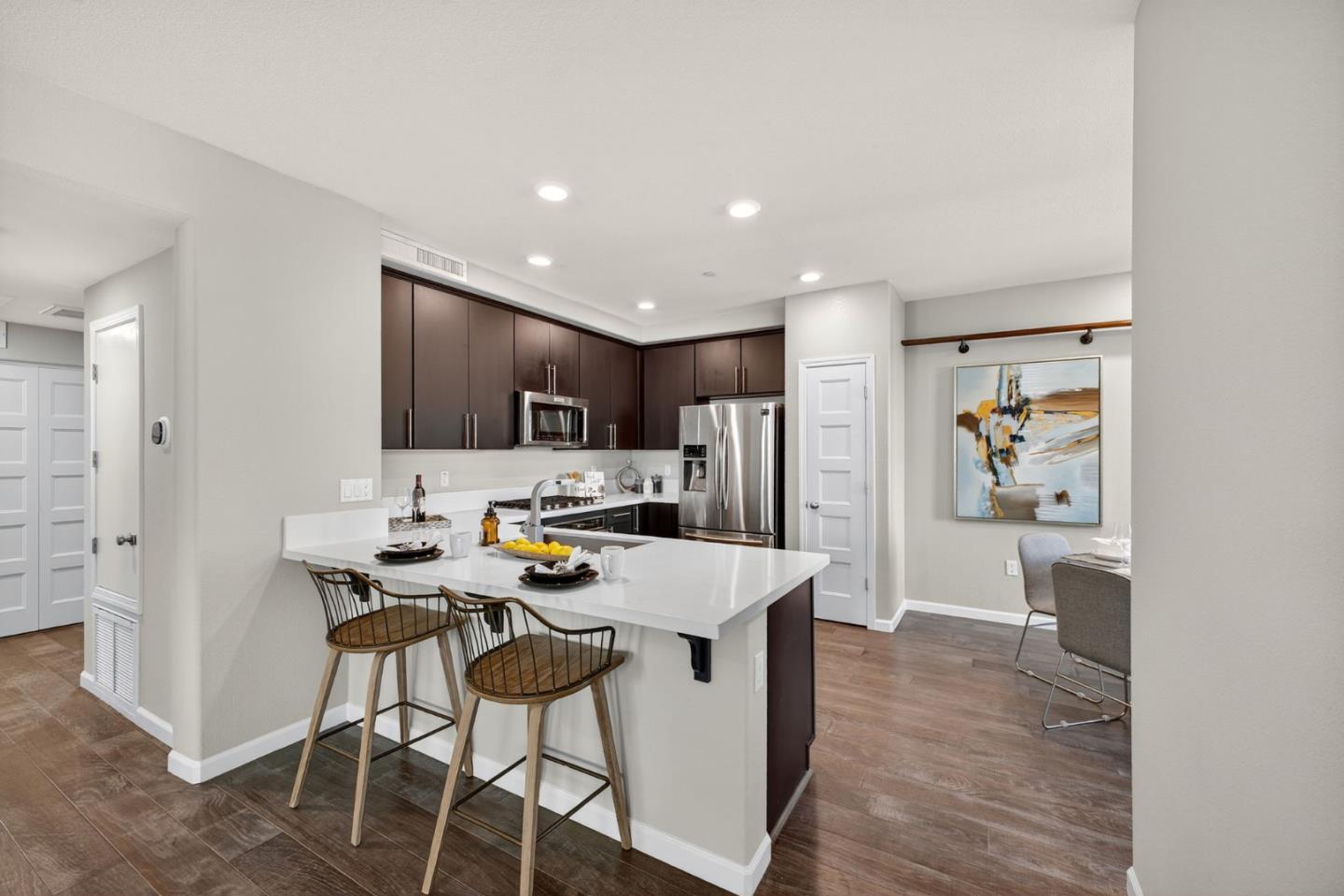 Detail Gallery Image 9 of 36 For 3092 Manuel St #1,  San Jose,  CA 95136 - 3 Beds | 3 Baths