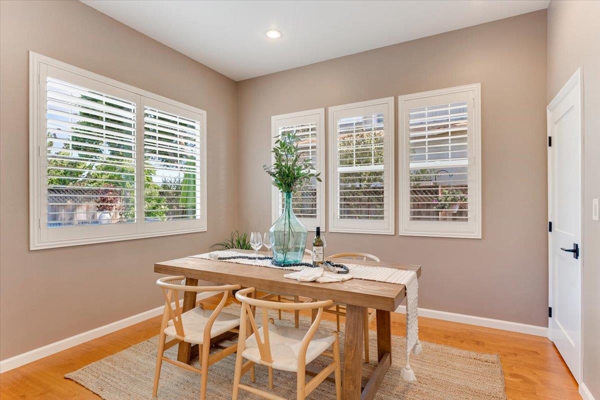 Detail Gallery Image 14 of 40 For 513 Hill St, Capitola,  CA 95010 - 3 Beds | 2/1 Baths