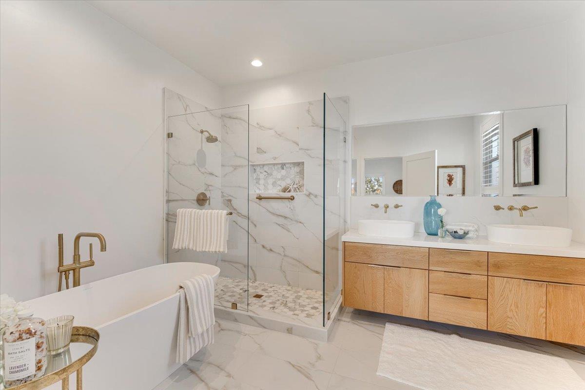 Detail Gallery Image 32 of 40 For 513 Hill St, Capitola,  CA 95010 - 3 Beds | 2/1 Baths