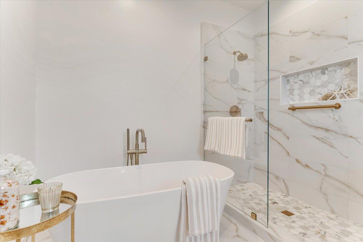 Detail Gallery Image 34 of 40 For 513 Hill St, Capitola,  CA 95010 - 3 Beds | 2/1 Baths