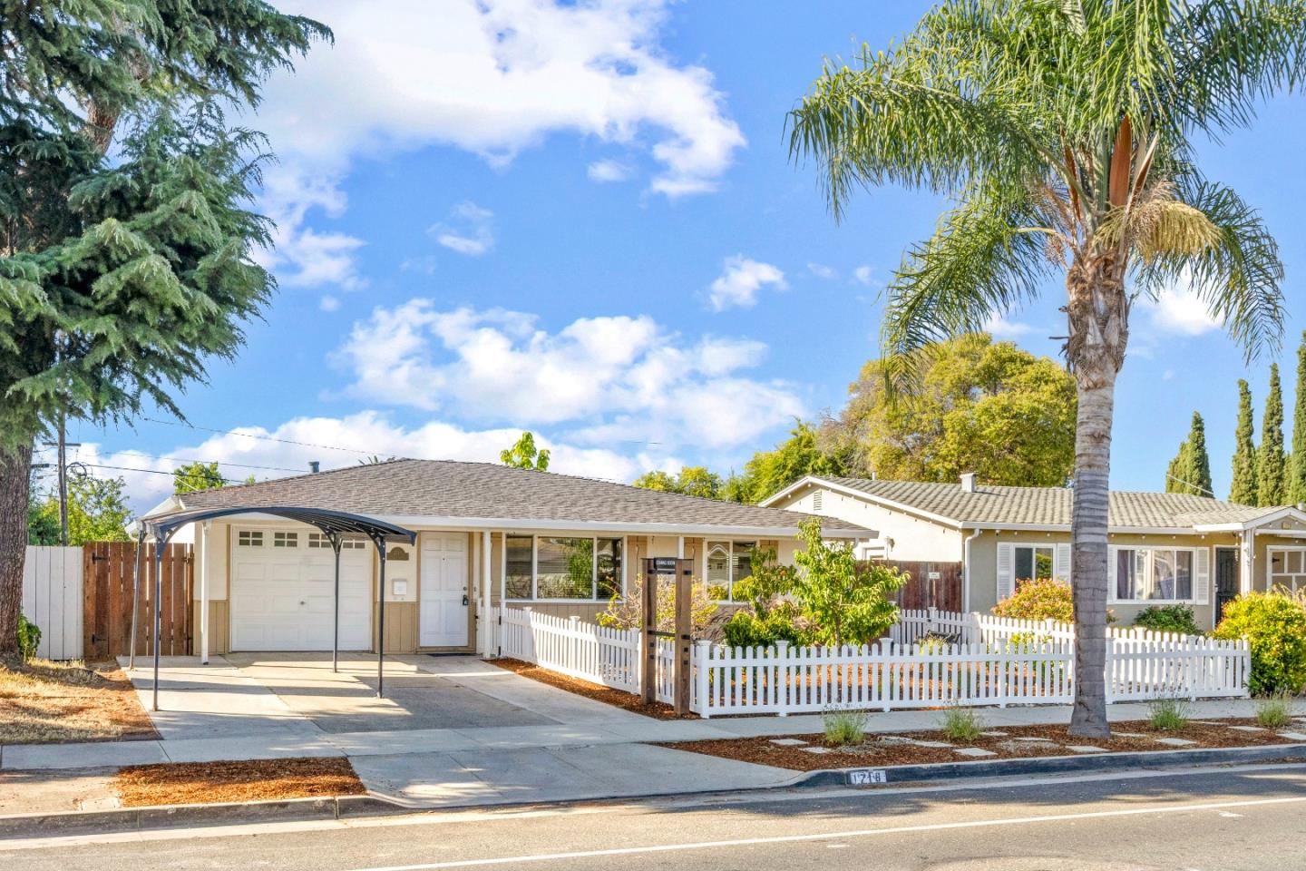 Detail Gallery Image 3 of 44 For 1718 Foxworthy Ave, San Jose,  CA 95124 - 3 Beds | 1 Baths