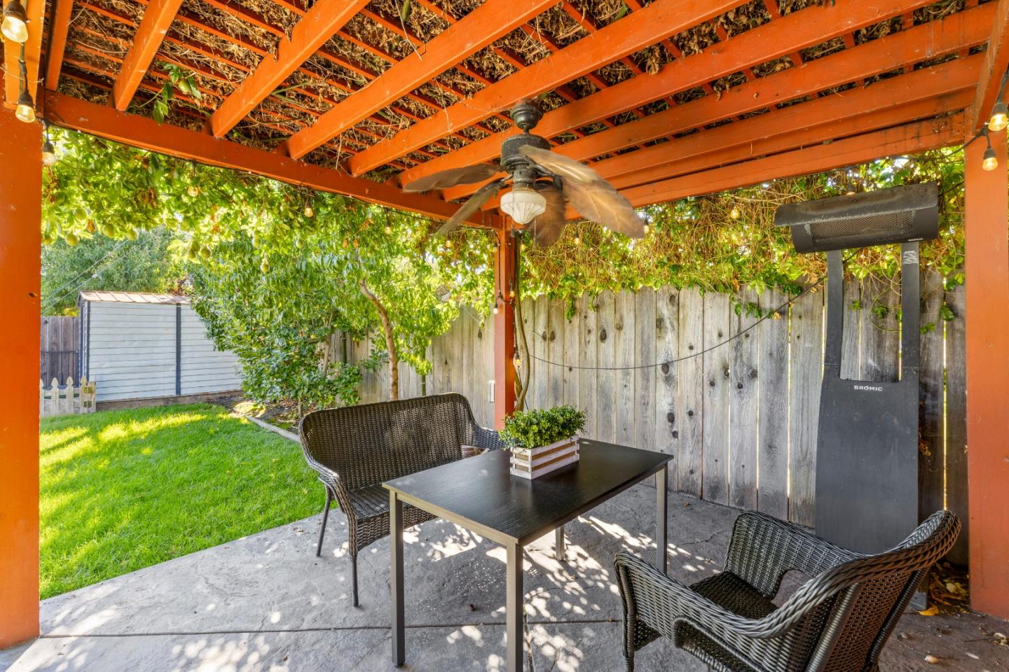 Detail Gallery Image 37 of 44 For 1718 Foxworthy Ave, San Jose,  CA 95124 - 3 Beds | 1 Baths