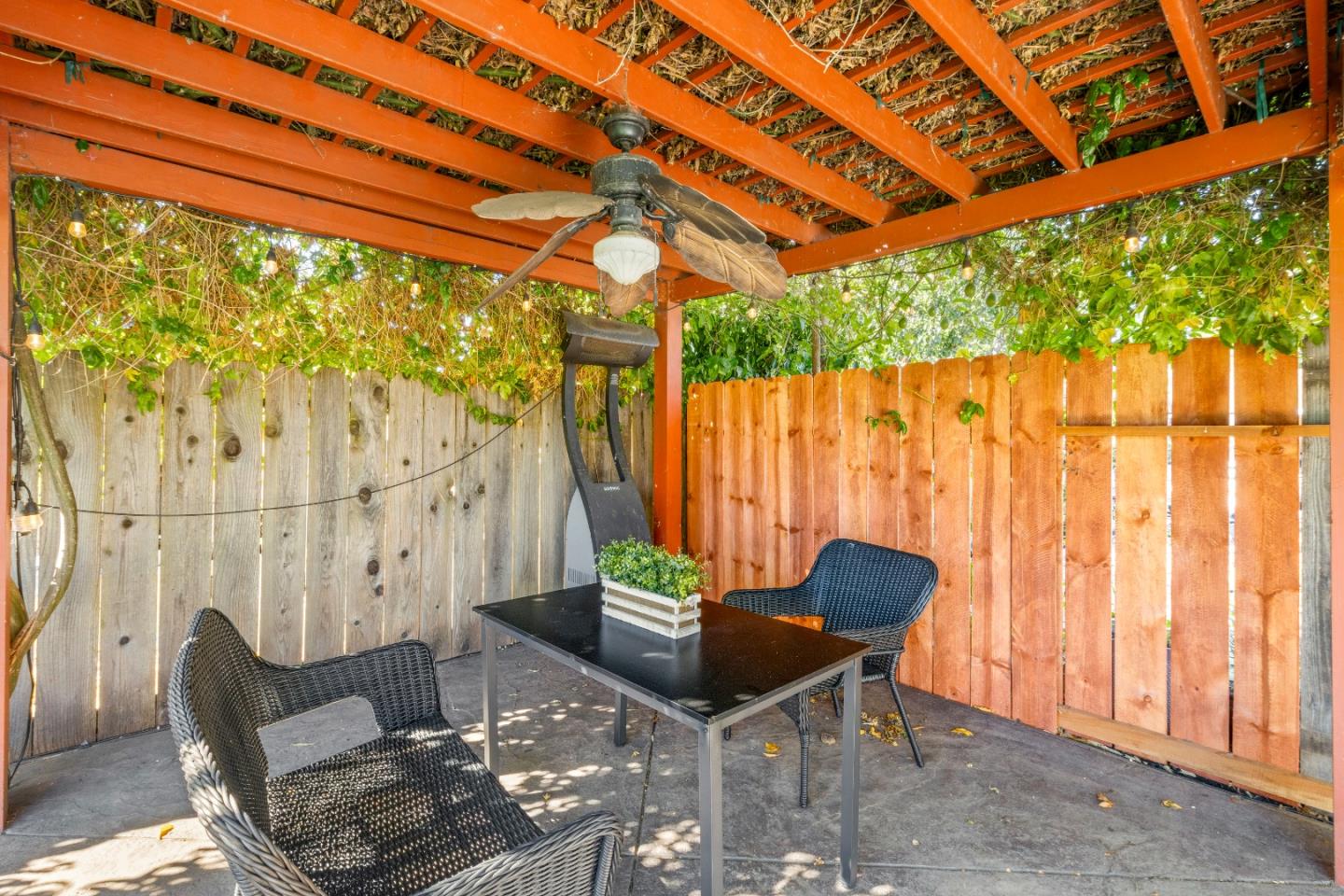 Detail Gallery Image 38 of 44 For 1718 Foxworthy Ave, San Jose,  CA 95124 - 3 Beds | 1 Baths