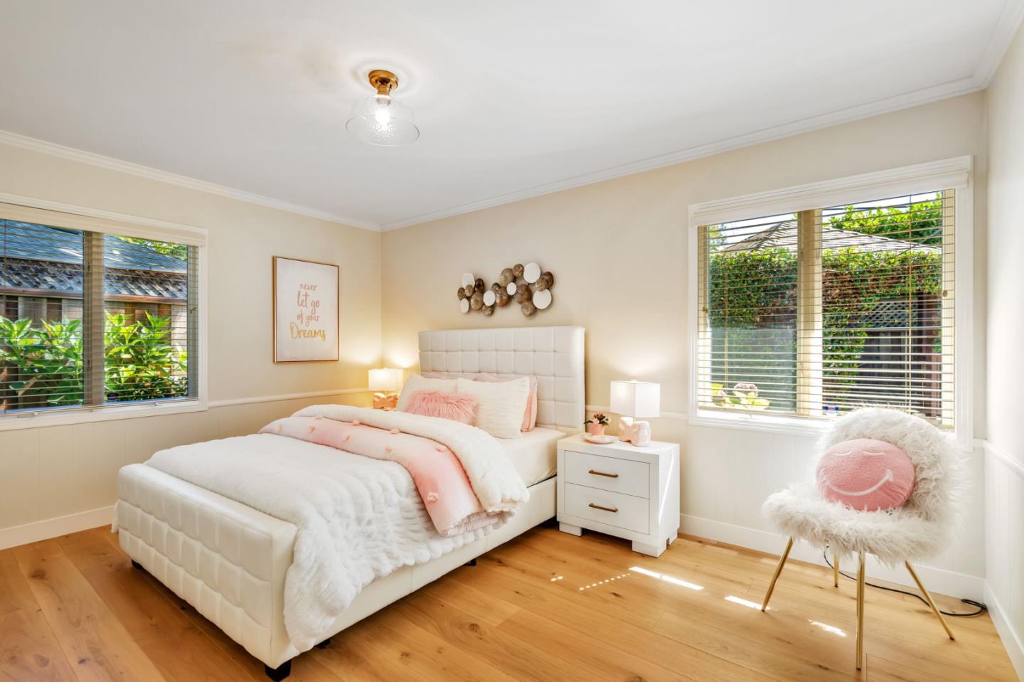 Detail Gallery Image 17 of 66 For 534 Hilbar Ln, Palo Alto,  CA 94303 - 4 Beds | 2 Baths