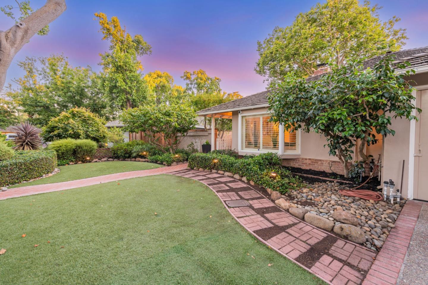 Detail Gallery Image 49 of 66 For 534 Hilbar Ln, Palo Alto,  CA 94303 - 4 Beds | 2 Baths