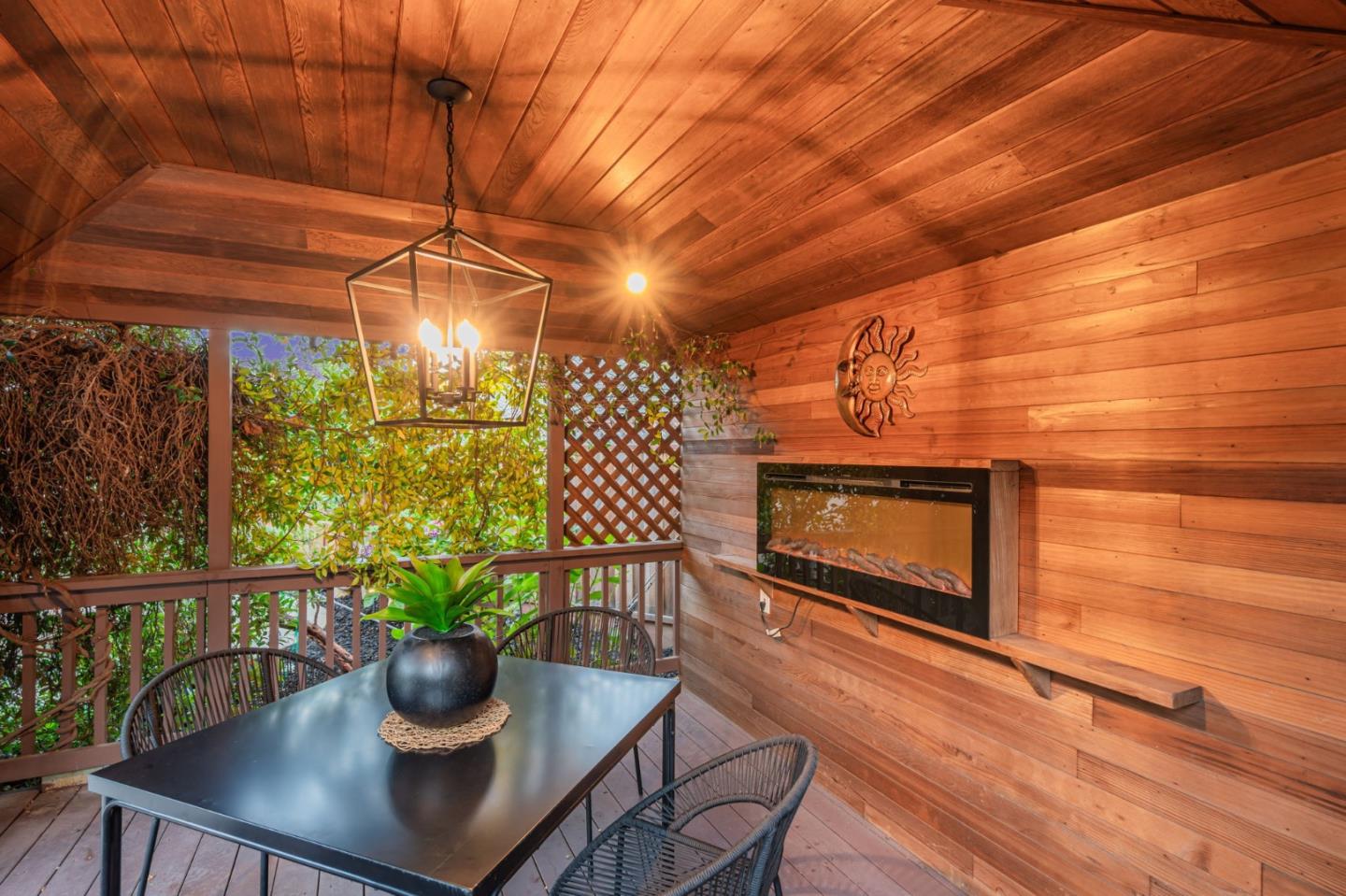 Detail Gallery Image 55 of 66 For 534 Hilbar Ln, Palo Alto,  CA 94303 - 4 Beds | 2 Baths