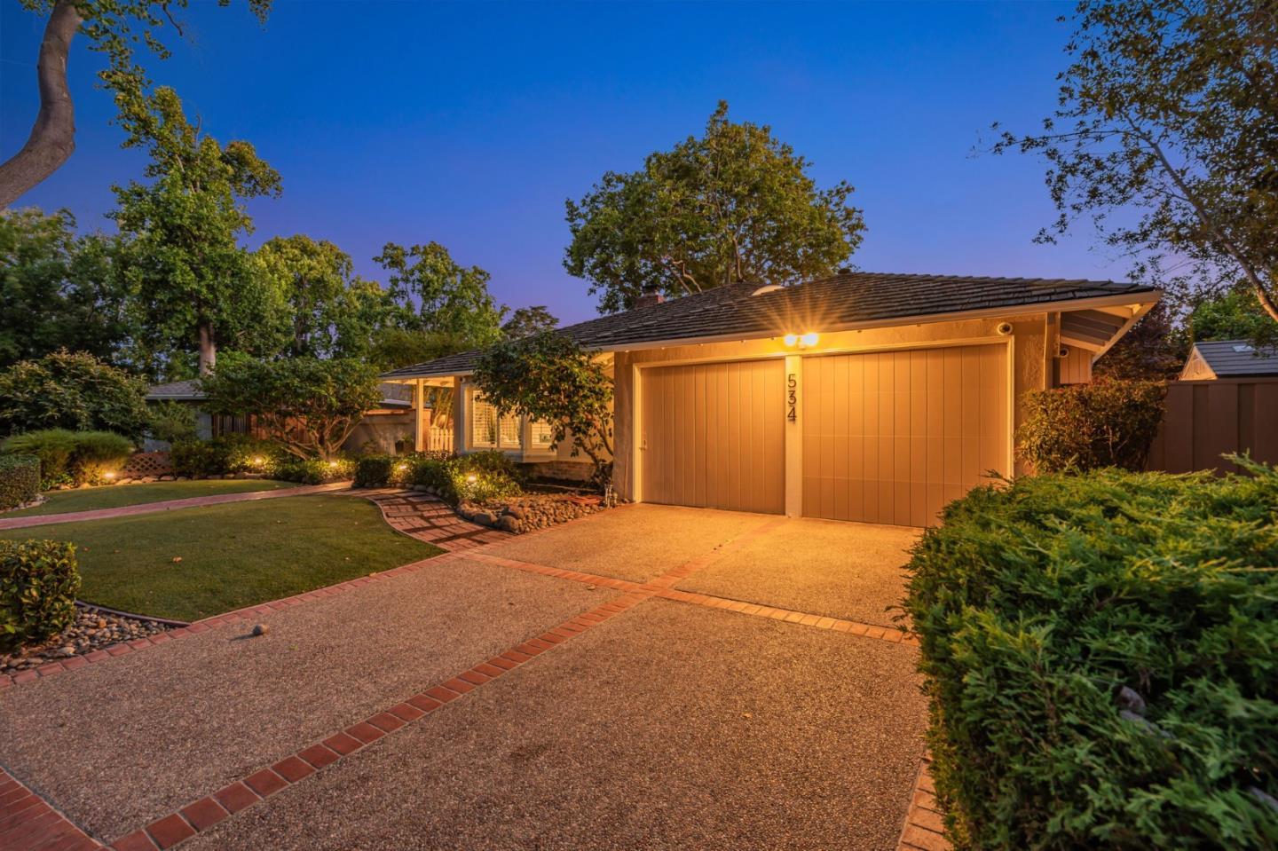 Detail Gallery Image 60 of 66 For 534 Hilbar Ln, Palo Alto,  CA 94303 - 4 Beds | 2 Baths