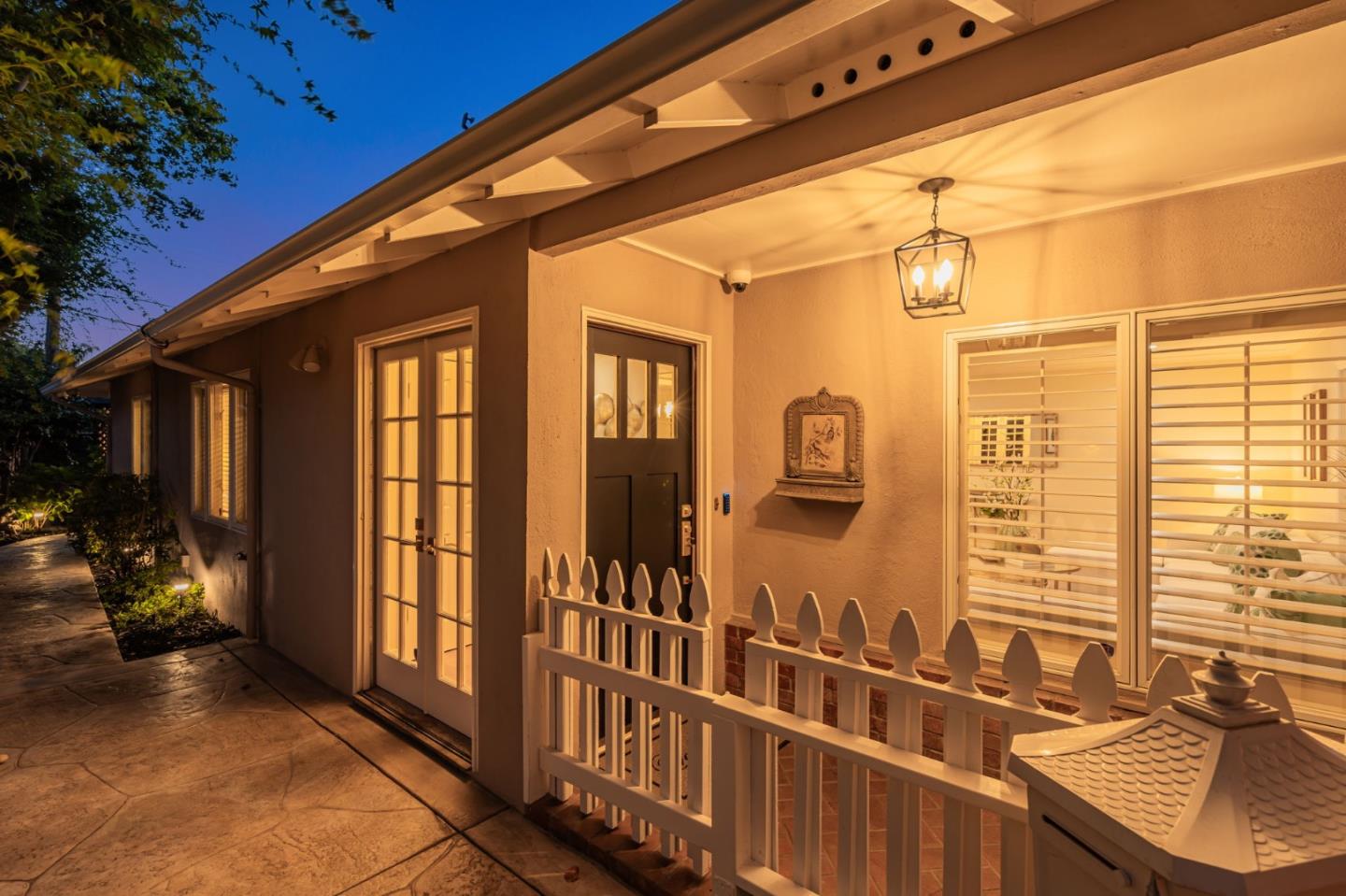 Detail Gallery Image 61 of 66 For 534 Hilbar Ln, Palo Alto,  CA 94303 - 4 Beds | 2 Baths