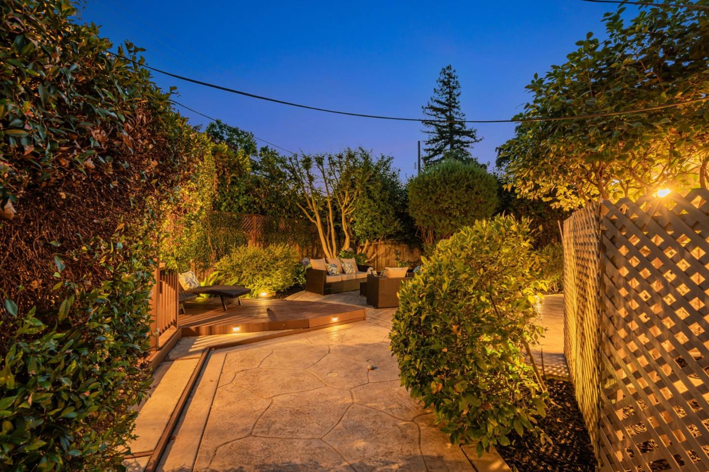 Detail Gallery Image 64 of 66 For 534 Hilbar Ln, Palo Alto,  CA 94303 - 4 Beds | 2 Baths