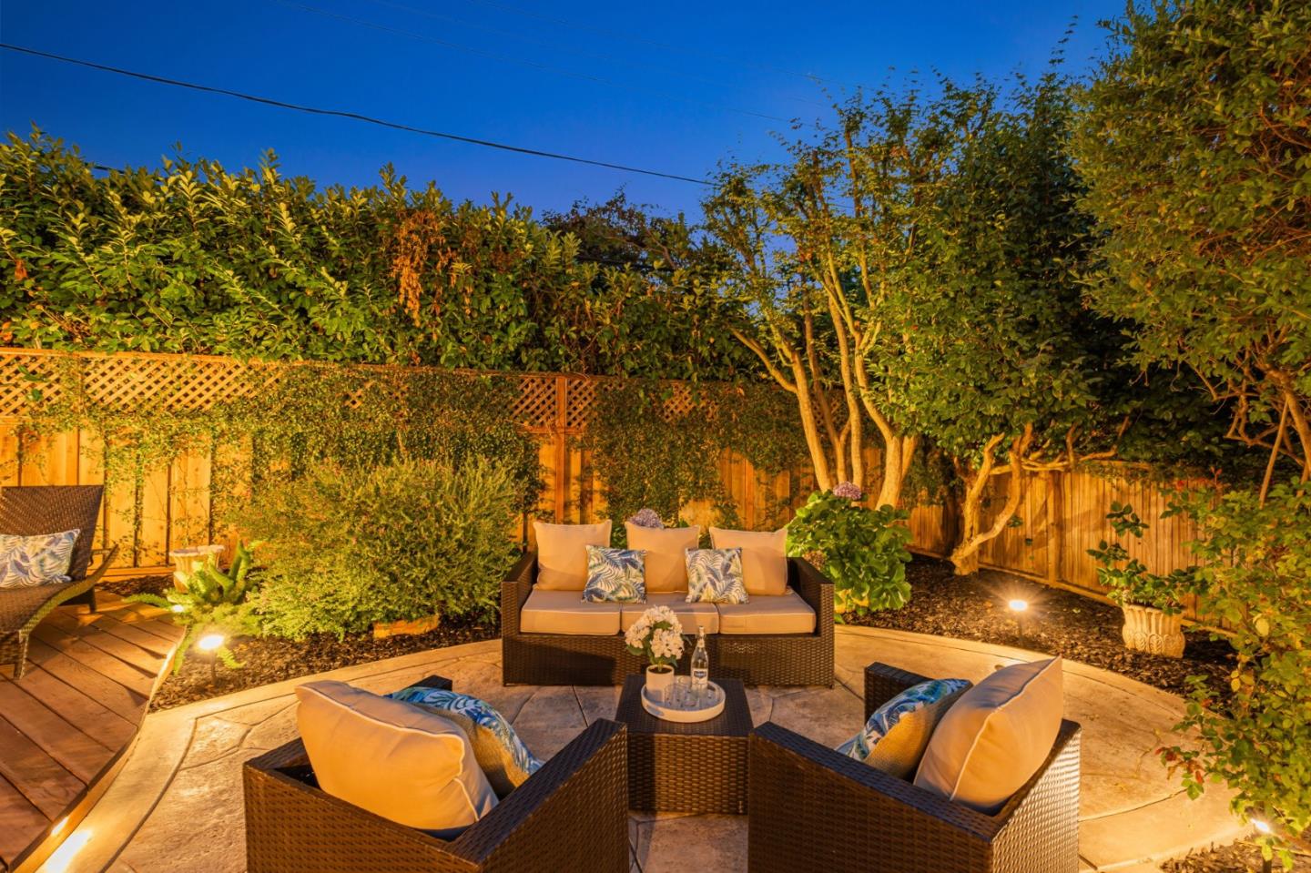 Detail Gallery Image 7 of 66 For 534 Hilbar Ln, Palo Alto,  CA 94303 - 4 Beds | 2 Baths