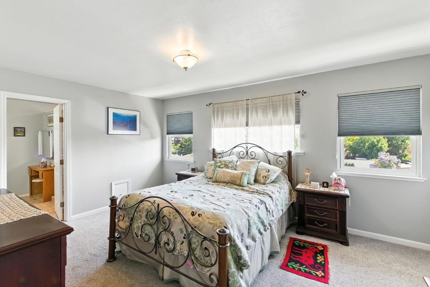 Detail Gallery Image 16 of 25 For 87 Exeter Ave, San Carlos,  CA 94070 - 4 Beds | 3 Baths