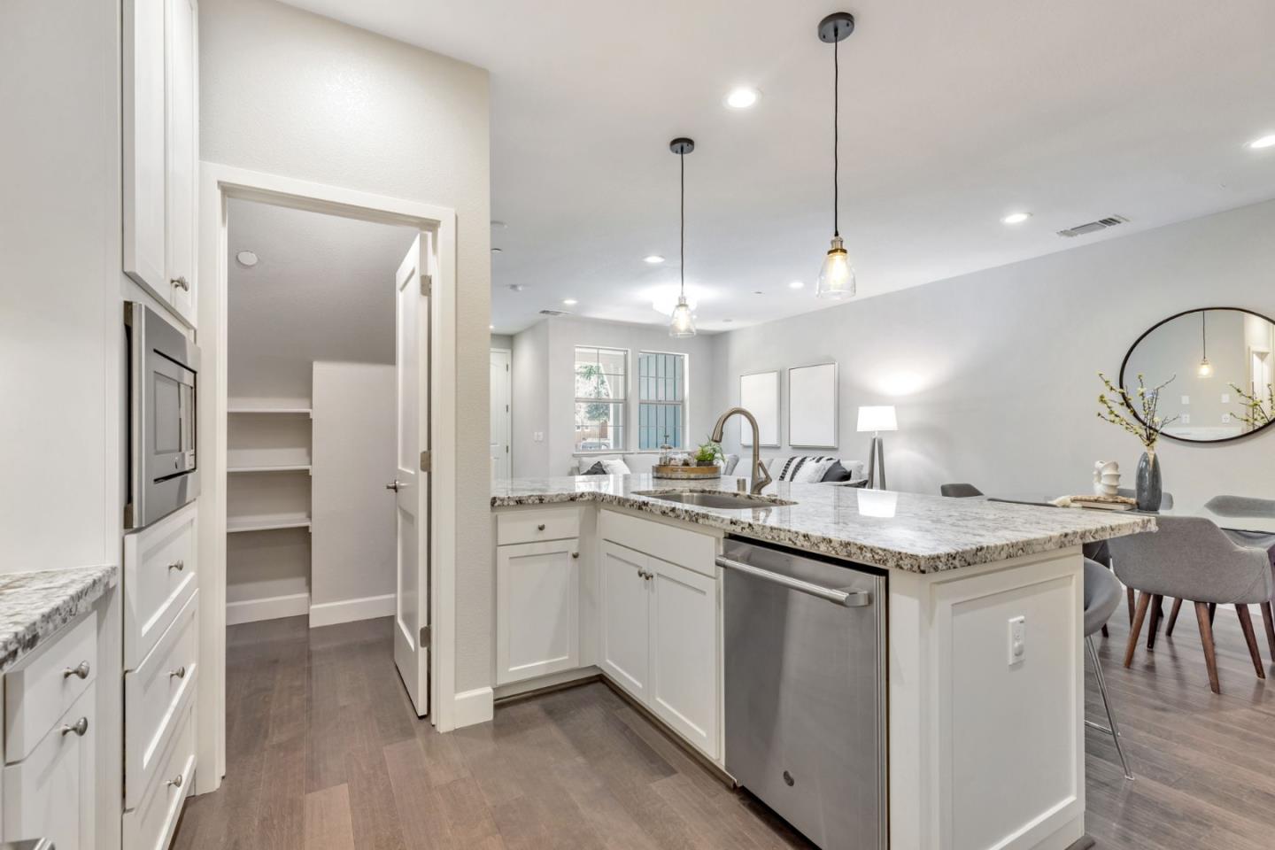 Detail Gallery Image 9 of 32 For 274 Fennel Way #1802,  Livermore,  CA 94551 - 3 Beds | 2/1 Baths